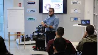 CV Representações - Treinamento sobre equipamentos de soldagem Bremen a equipe e clientes.