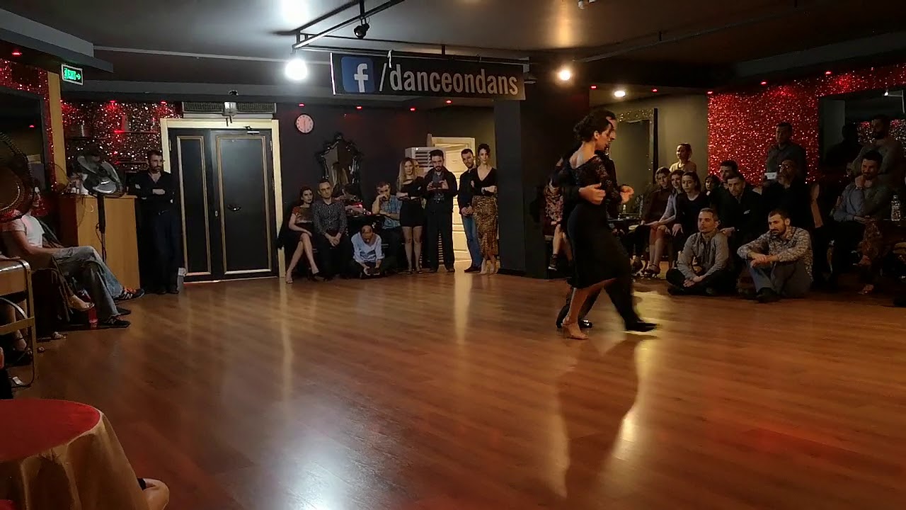 Francesca Sutera e Giovanni Eredia - Academia del Tango Istanbul 3/5