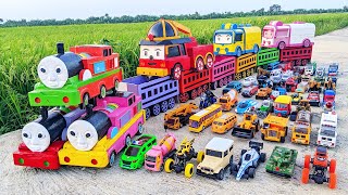 Download lagu Truk Oleng Bongkar Mainan Mobil Mobilan Baru Pesawat terbang Truk Molen Mobil Balap Bus Tayo #481 mp3