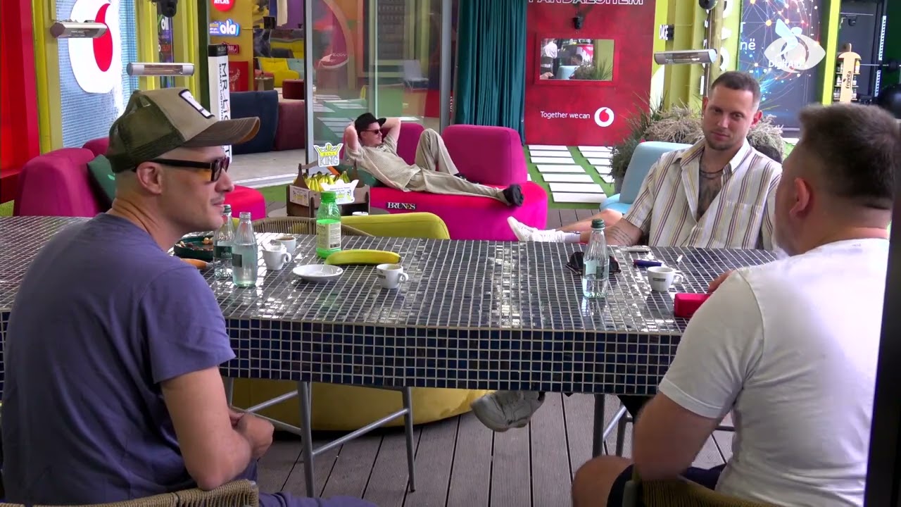 “I ka shpenzuar të gjitha municionet”/ Jetmiri dhe Juli komentojnë lojën e Eglës