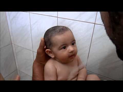 Vitor e a água do banho