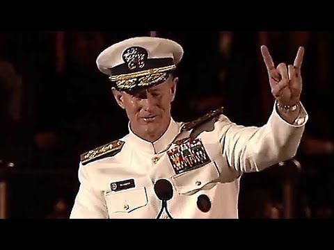 Admiral McRaven verlässt das Publikum SPRACHLOS | Eine der besten Motivationsreden