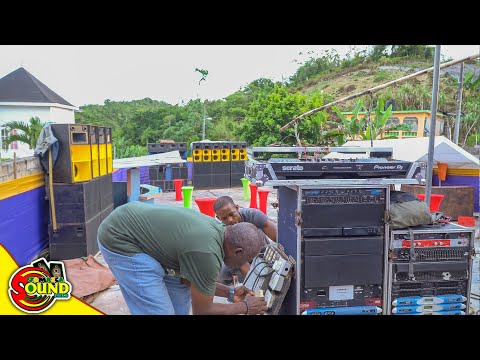 Dj Mark Movements & Bass Odyssey Sound String Up For The First Time