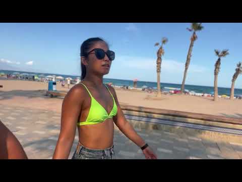 Walking with Sweetie in Playa San Juan in Alicante, for an afternoon evening Valor Churros!!!