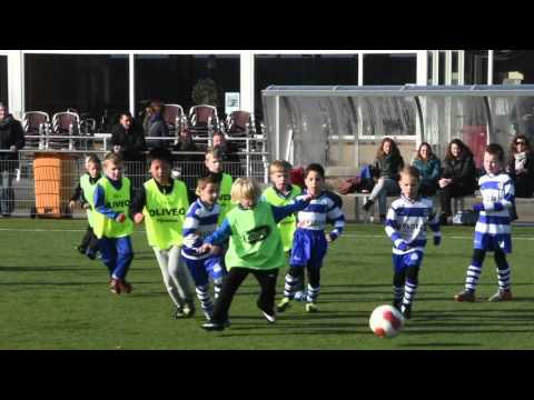 OLIVEO F-Minis tegen OLIVEO F6 oefenwedstrijd in Pijnacker