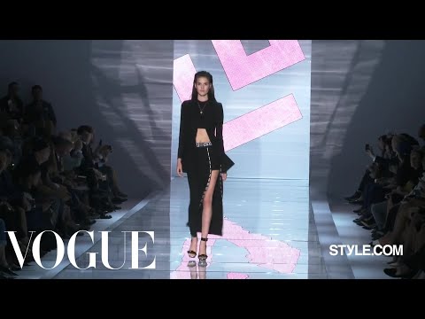 Versace Spring 2015 Ready-to-Wear - Fashion Show - Style.com