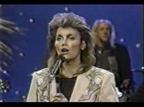 Emmylou Harris, Dolly & Linda - To Know Him Is To Love Him