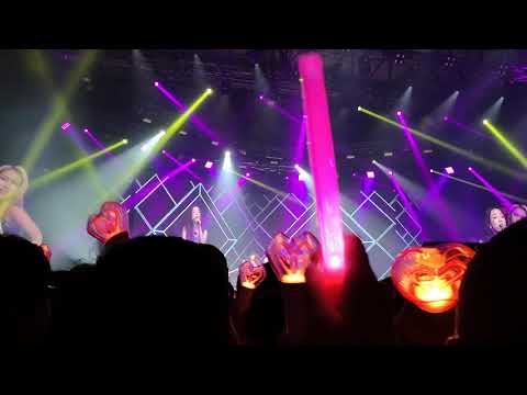 's...TAEYEON CONCERT in BANGKOK - Cover Up