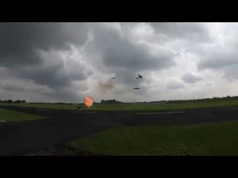 Bomber Field 14 plane Warbird Gaggle with some pyro!