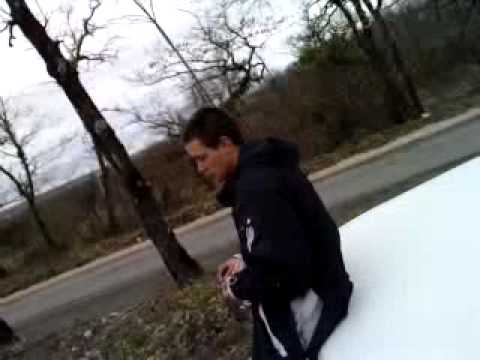 une 309 sur un caillou