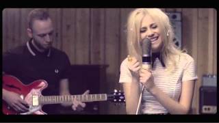 Pixie Lott - When You Were My Man [Live At The Pool]