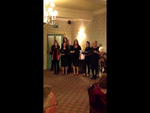 Archway Christmas capsule choir