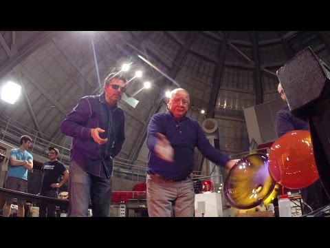 John Kiley & Lino Tagliapietra: Experimentation in the Hot Shop