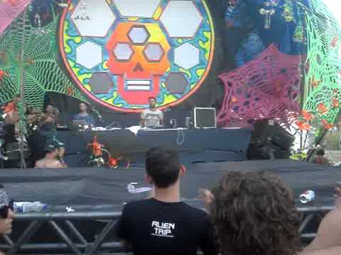 E-clip (Sérvia) @ Universo Paralello 2013/2014