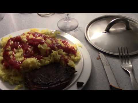 MongoTV_2690 - Min Aftensmad - Svinekotelet Med Karryris og Ketchup