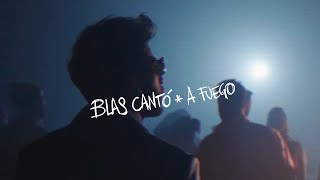 Kadr z teledysku A fuego tekst piosenki Blas Cantó