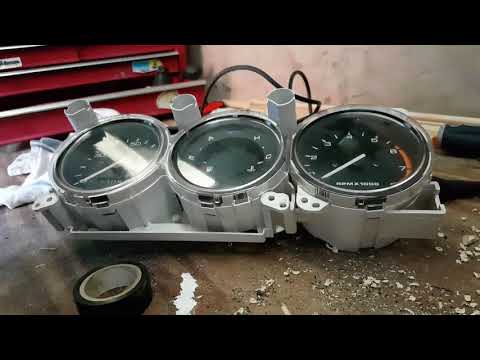 Classic Mini - Episode 8 - Clocks and Dashboard Fitting