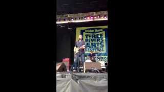 Bronze Radio Return - &quot;Blurry-Eyed Worries&quot;