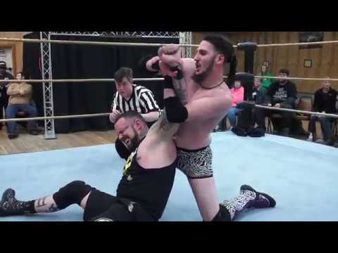 Mike McCarthy vs. Mike Montero - Limitless Wrestling (Let's Wrestle Volume 4)