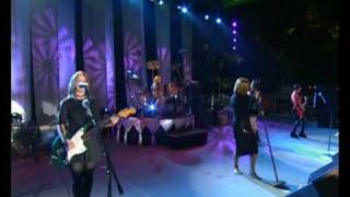 Automatic Rainy Day (Live from Central Park 2001) - The Go-Go's   *HQ Video*
