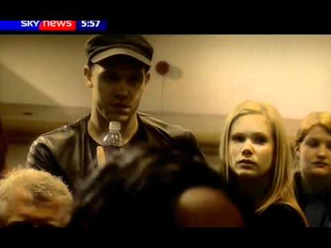 Band Aid 20 - Do they know it's Christmas (Feed the world) (2004)