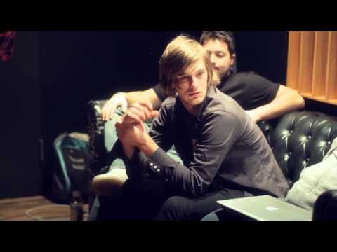 Converse Rubber Tracks: Track of the Week - Turf War records "Born To Run Free"