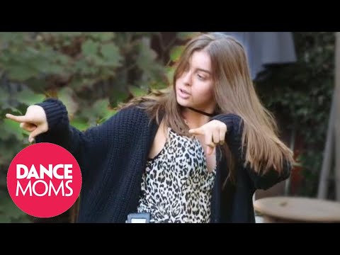 BONUS SCENES: IT'S THE GIRLS' DAY OFF! (Flashback) | Dance Moms