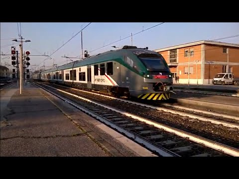 ETR425 030+031 Trenord - Milano Greco - 22/3/2022