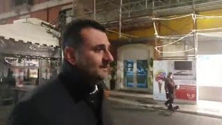 Il sindaco Decaro piange per strada: Bari è chiusa per l'emergenza Coronavirus