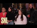 Selena Gomez Is Hosting SNL For The First Time