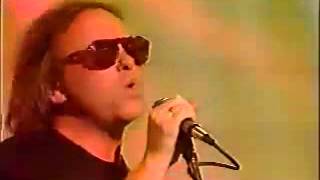 10cc - Woman In Love