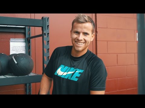 WORKOUT AT KAKAAKO FITNESS CENTER | SOLMATES VLOG 113