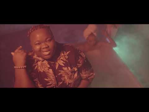 MC CARO ft FEOULS   PULL UP  (Official Video)