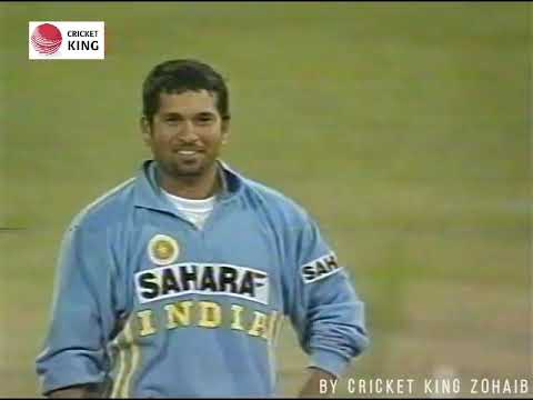 Sachin Tendulkar 🔥 Master Class Leg Spin Bowling vs South Africa | Standard Bank Tri Series 2001