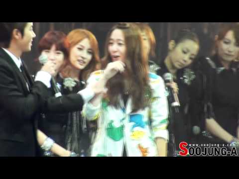 110823 f(x) Krystal & Kwanghee(ZE:A) Dancing NU ABO
