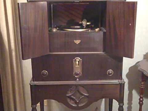 CALIFORNIA RAMBLERS - WHEN I WAS THE DANDY AND YOU WERE THE BELLE - ROARING 20'S VICTROLA 7-11