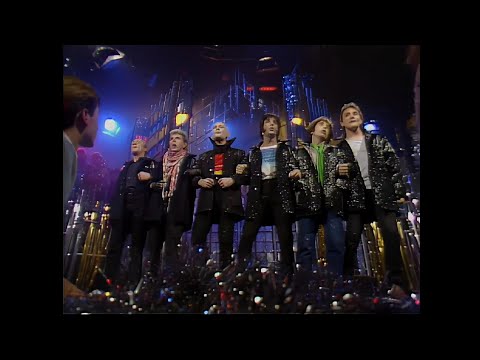 THE FLYING PICKETS - ONLY YOU - TOP OF THE POPS - 22/12/83 (RESTORED)