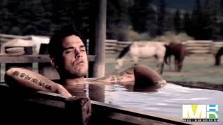 Download lagu ROBBIE WILLIAMS-FEEL- Video Music [HD] mp3