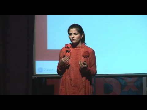 TEDx】志願服務教會了我什麼：哈吉拉-汗在TEDxKinnaird上的演講 (【TEDx】What Volunteering Taught Me: Hajira Khan at TEDxKinnaird)