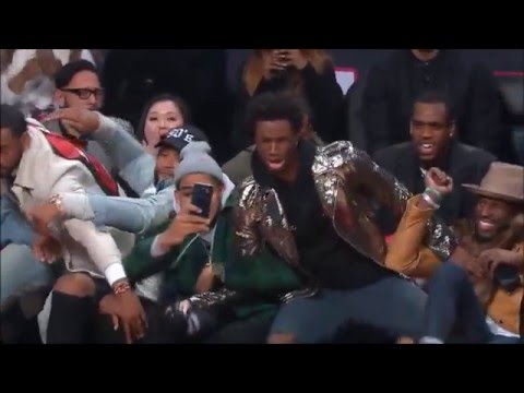 Highlights | Lavine vs Gordon | 2016 All Star Dunk Contest "Crazy"