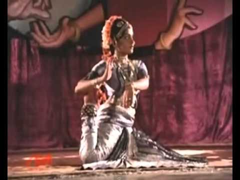 Shailaja, Kamal in Salangai Oli