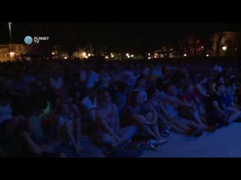 Predstava Udar po moško na Kongresni trg privabila 15.000 ljudi