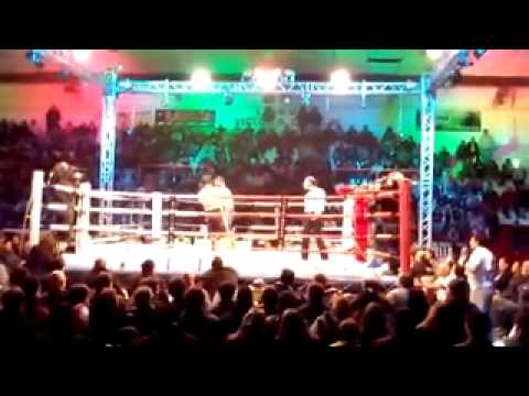 Walter ''El Boqui'' Santana vs. Sergio Timo.