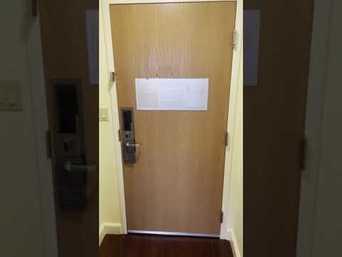 Courtyard Marriott room in Sarasota,Fl