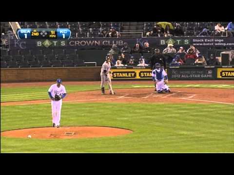 2011/04/15 White receives Robinson Award