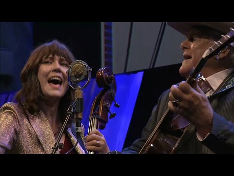 IBMA Awards 2022 09 29 - Peter Rowan ft Molly Tuttle - "Walls of Time"