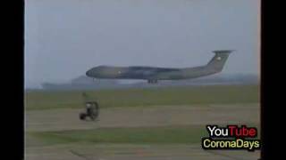 preview picture of video 'RAF Sculthorpe C-141 take off'