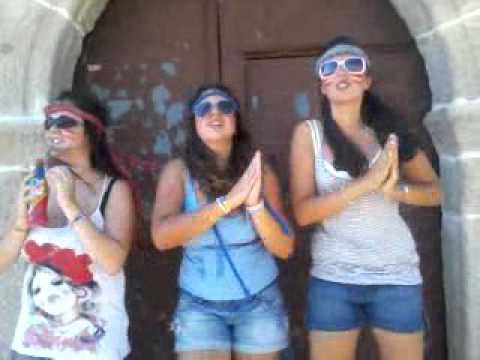 waka waka por las de gallegos!