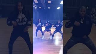 Chris Brown Brings Skilla Baby And Tee Grizzly On His Dance Show..👀🚨