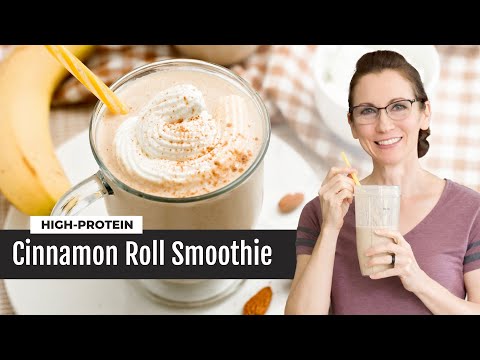 Cinnamon Roll Banana Protein Smoothie with Greek Yogurt